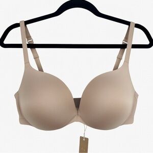 SKIMS Push-up Plunge Bra